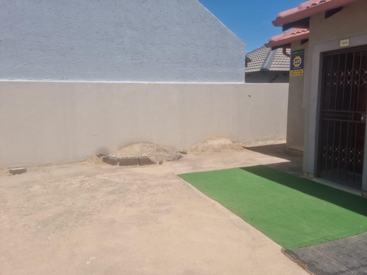 3 Bedroom Property for Sale in Clayville Gauteng