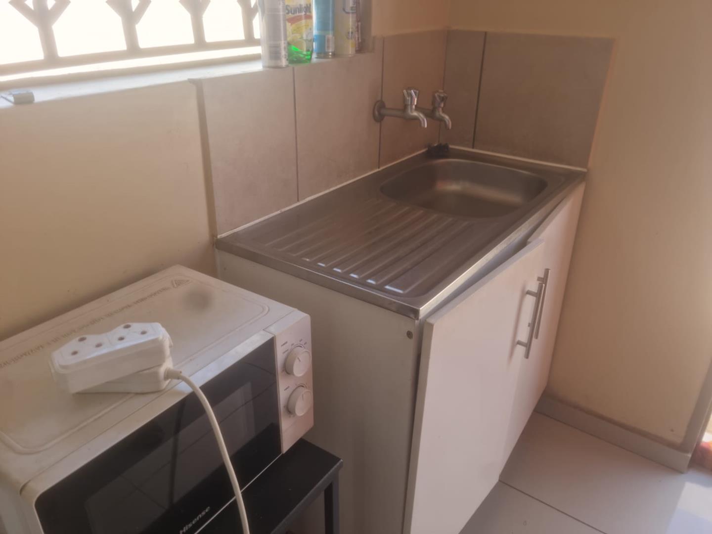 3 Bedroom Property for Sale in Clayville Gauteng