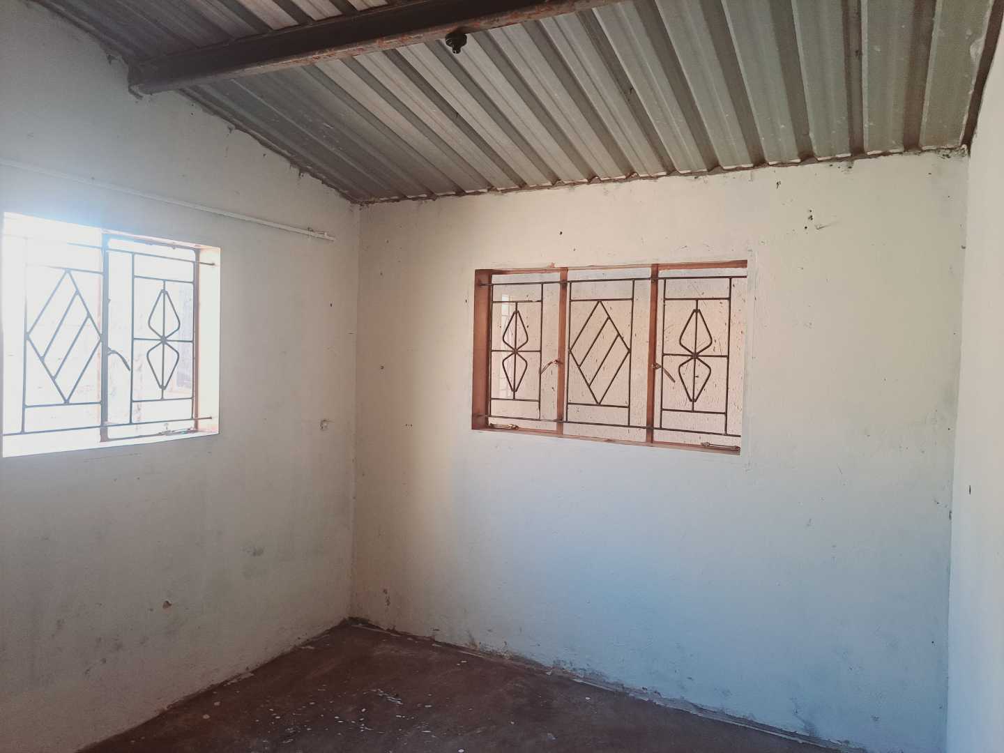 9 Bedroom Property for Sale in Mamelodi East Gauteng