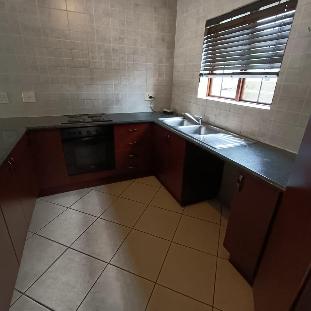2 Bedroom Property for Sale in Zwartkop Gauteng