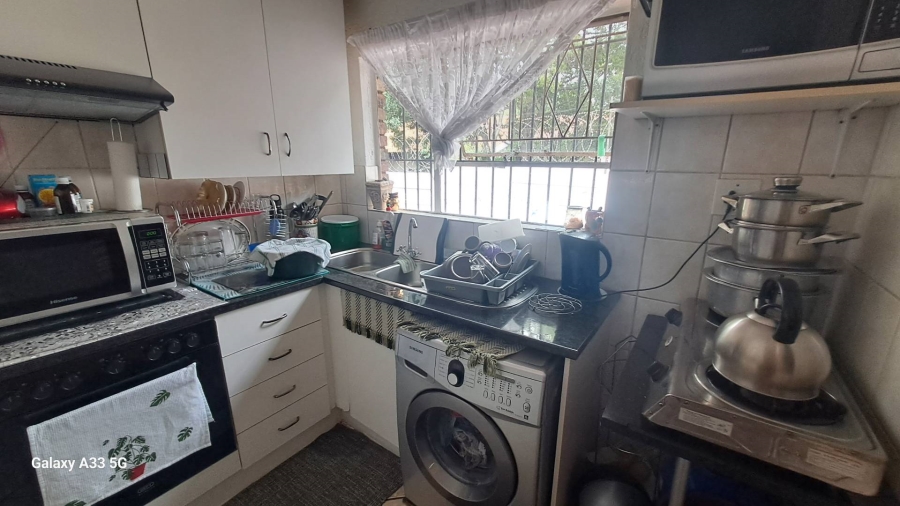 3 Bedroom Property for Sale in Buccleuch Gauteng