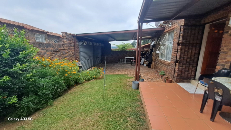 3 Bedroom Property for Sale in Buccleuch Gauteng