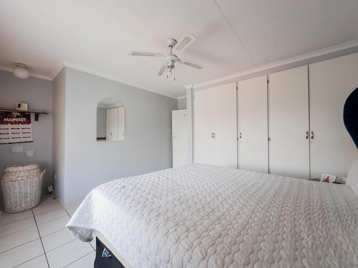 2 Bedroom Property for Sale in Garsfontein Gauteng
