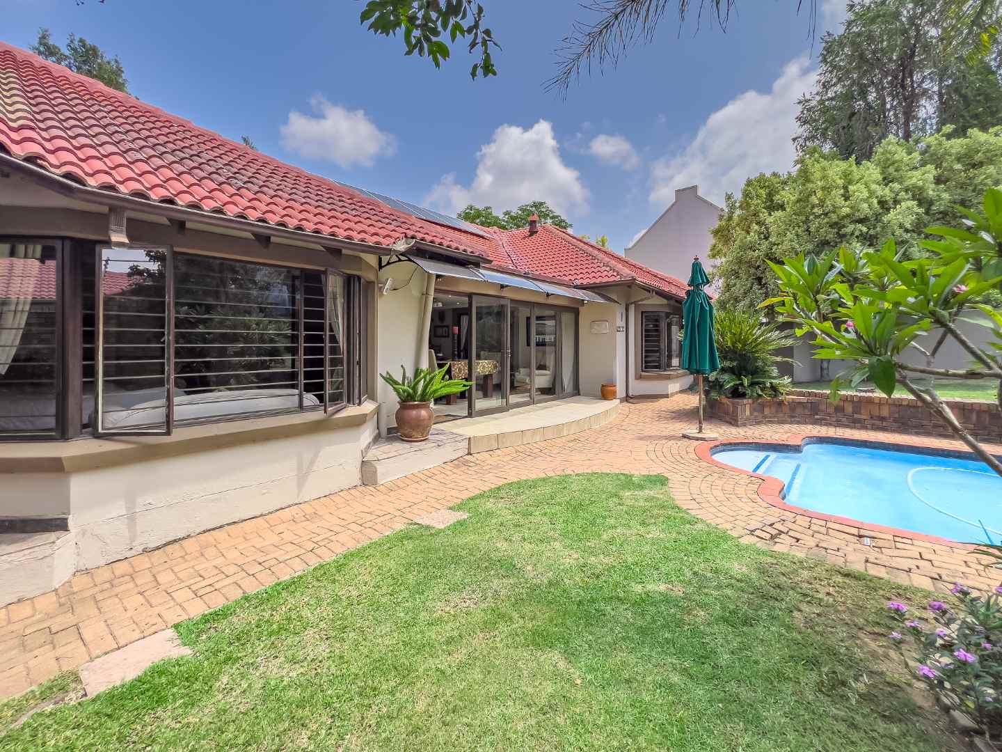 4 Bedroom Property for Sale in Kyalami Estates Gauteng