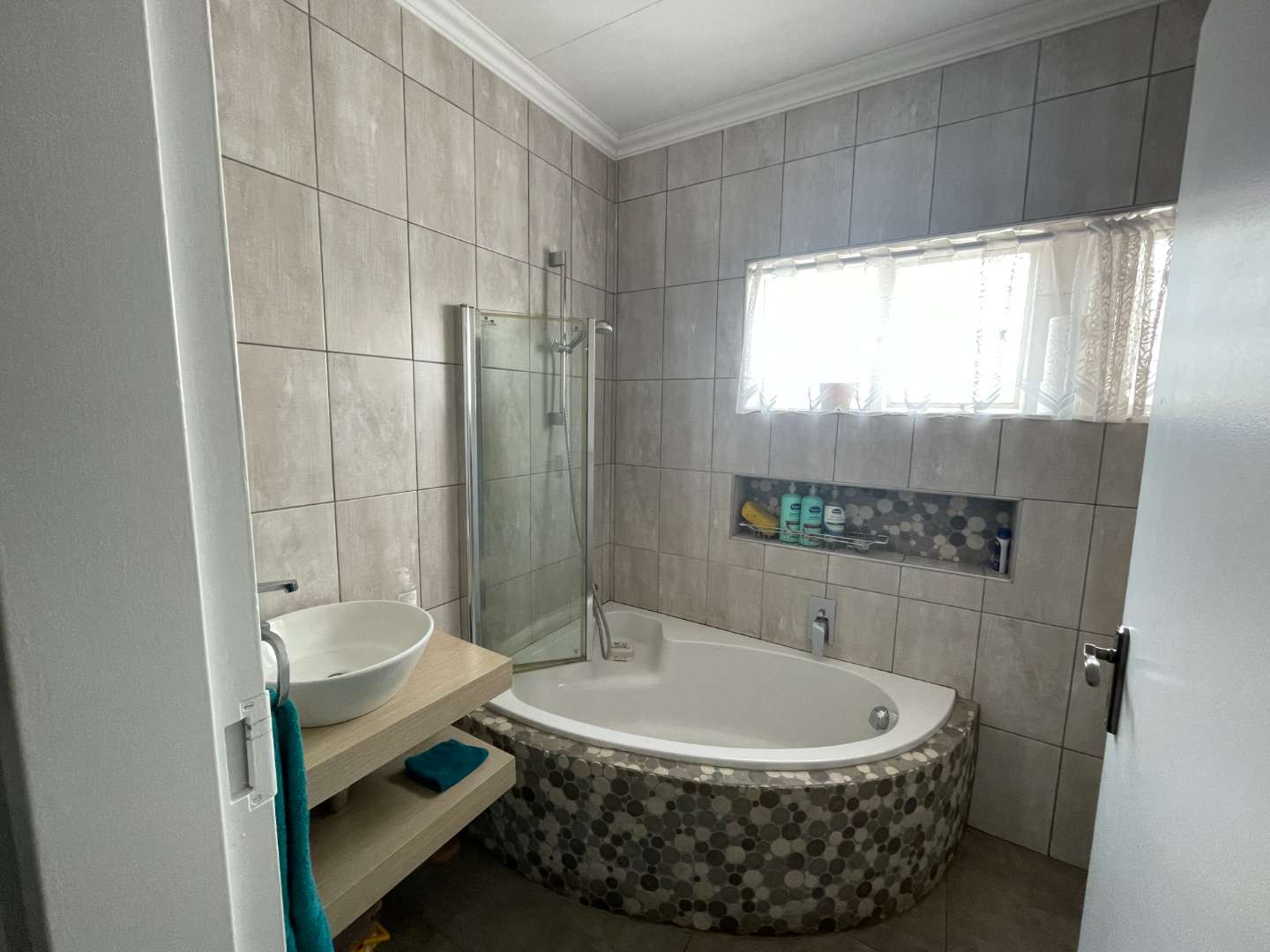 3 Bedroom Property for Sale in Linmeyer Gauteng