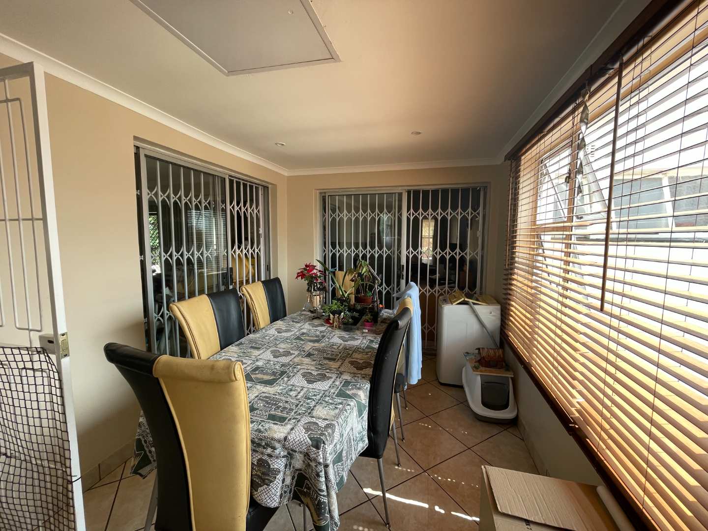 3 Bedroom Property for Sale in Linmeyer Gauteng