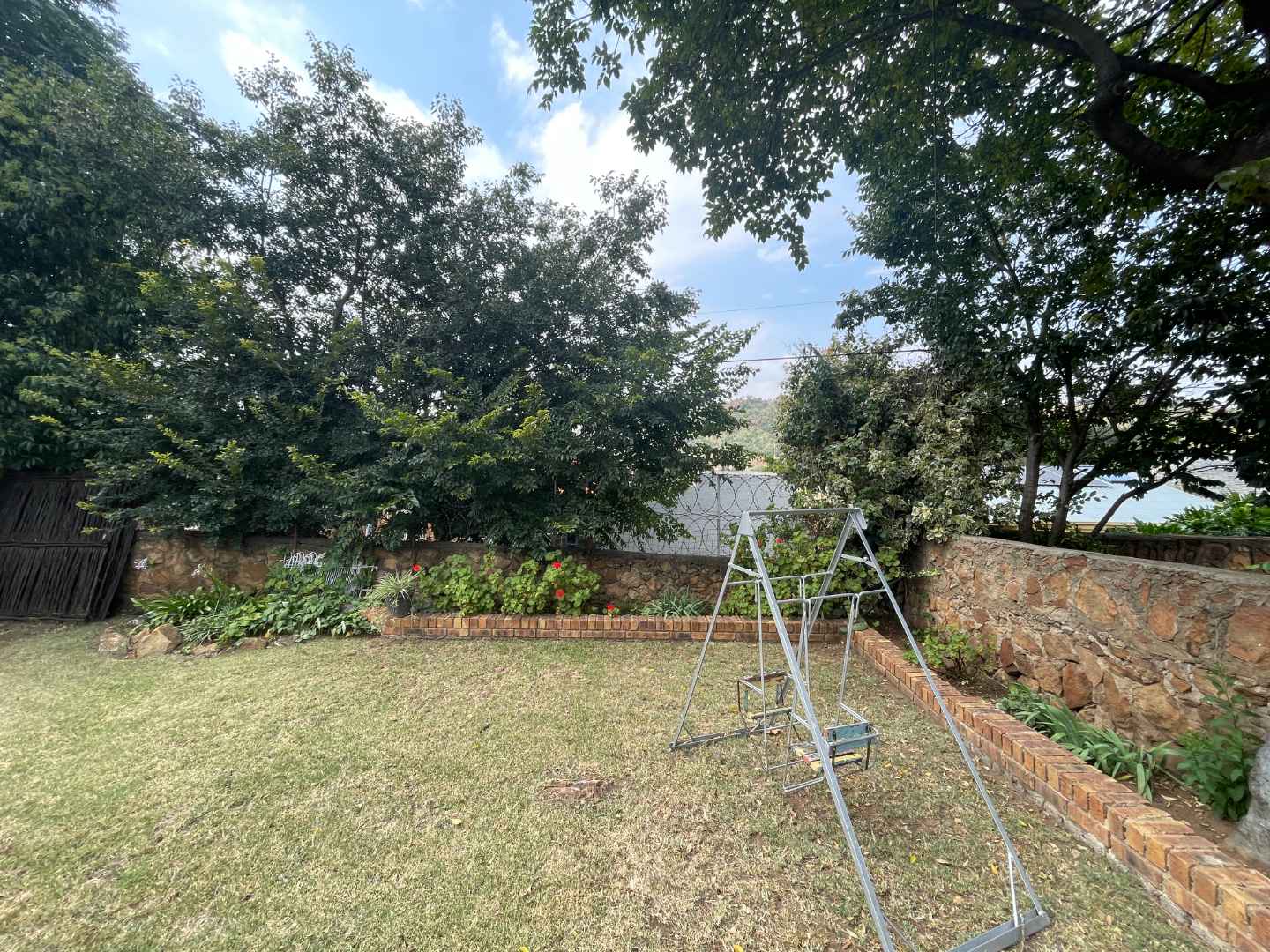 3 Bedroom Property for Sale in Linmeyer Gauteng