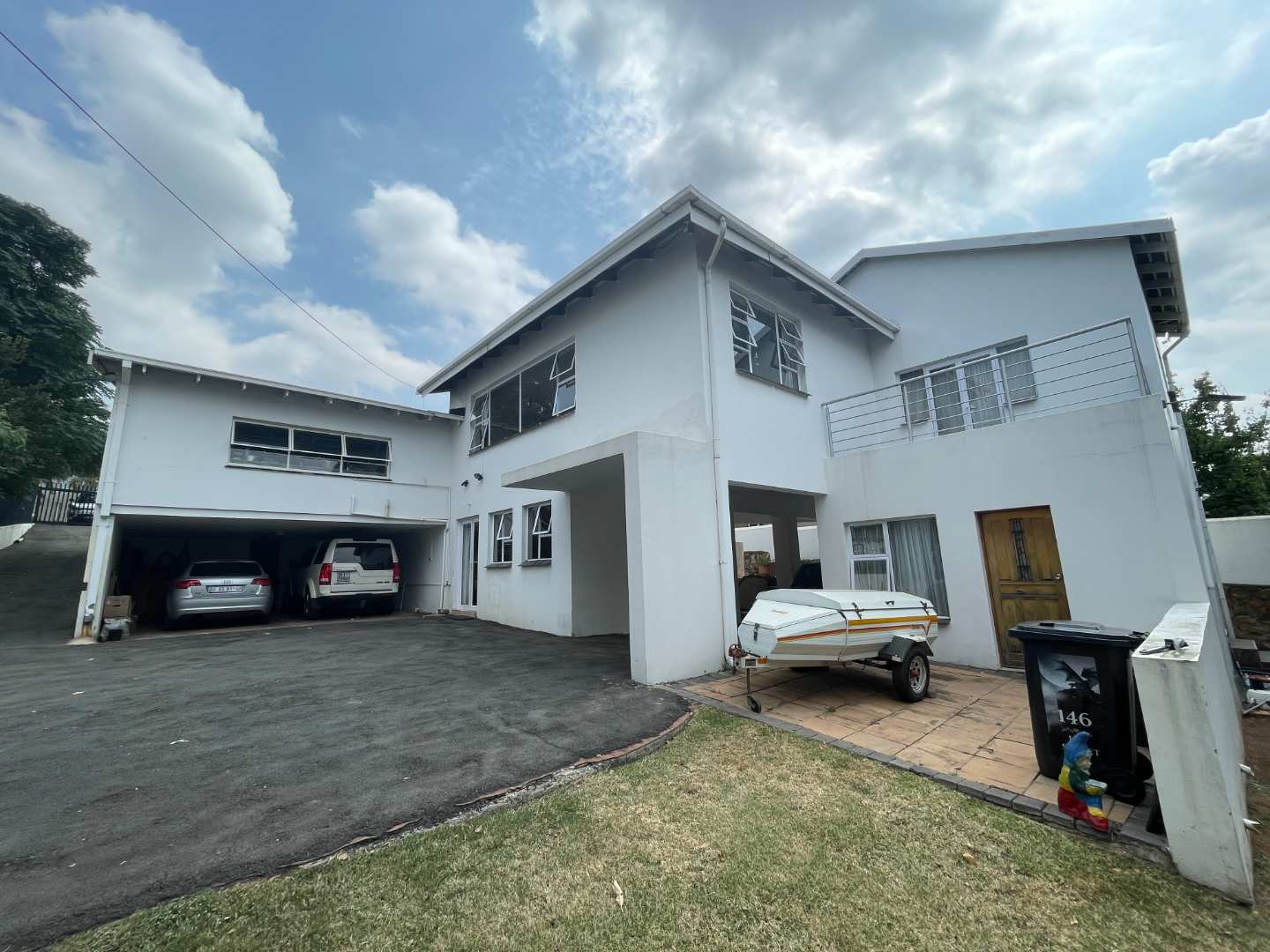 3 Bedroom Property for Sale in Linmeyer Gauteng