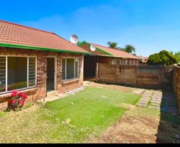 2 Bedroom Property for Sale in The Orchards Gauteng