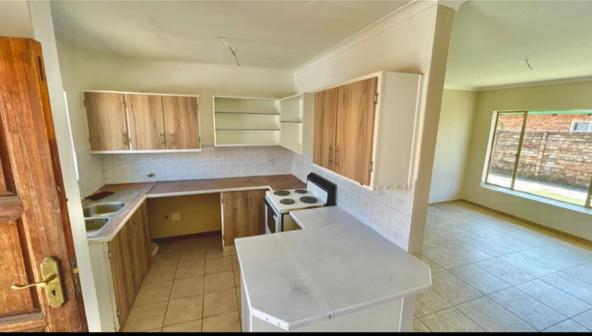 2 Bedroom Property for Sale in The Orchards Gauteng