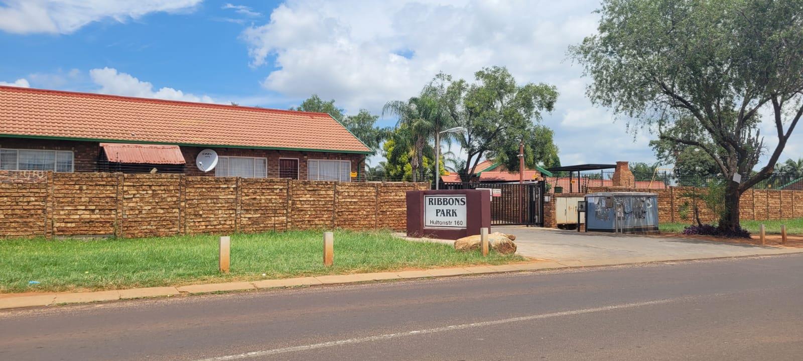 2 Bedroom Property for Sale in The Orchards Gauteng