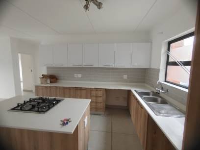 2 Bedroom Property for Sale in Modderfontein Gauteng