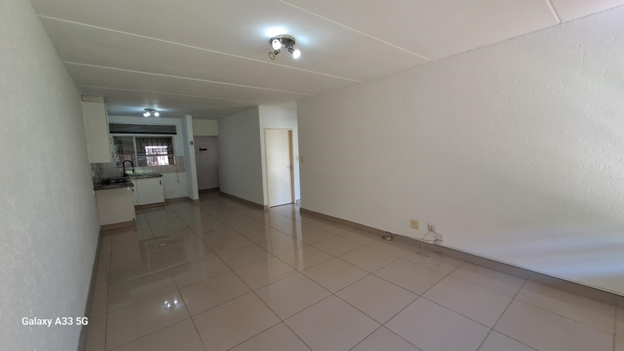 2 Bedroom Property for Sale in Buccleuch Gauteng