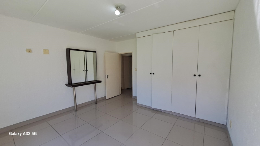 2 Bedroom Property for Sale in Buccleuch Gauteng