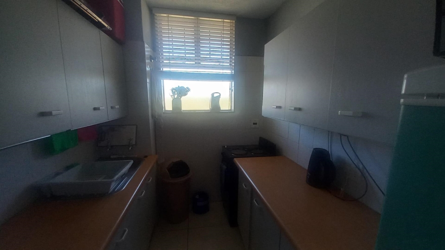 To Let 2 Bedroom Property for Rent in Weavind Park Gauteng