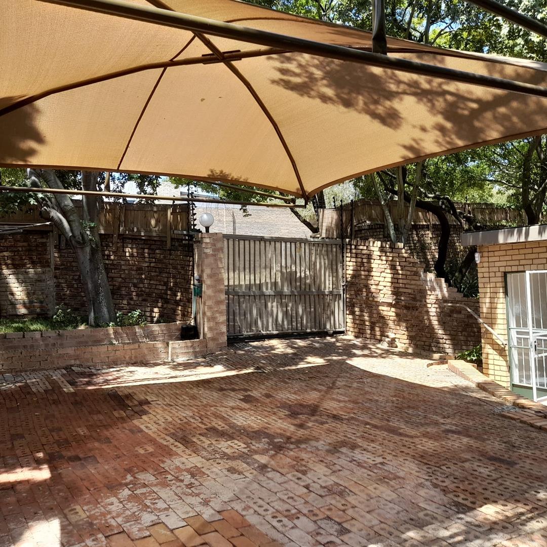 To Let 2 Bedroom Property for Rent in Morningside Ext 40 Gauteng