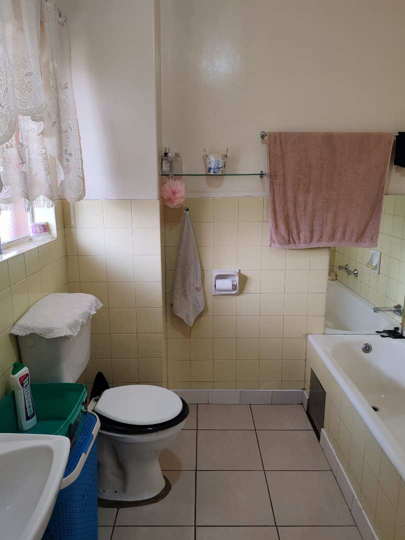 1 Bedroom Property for Sale in Horison View Gauteng