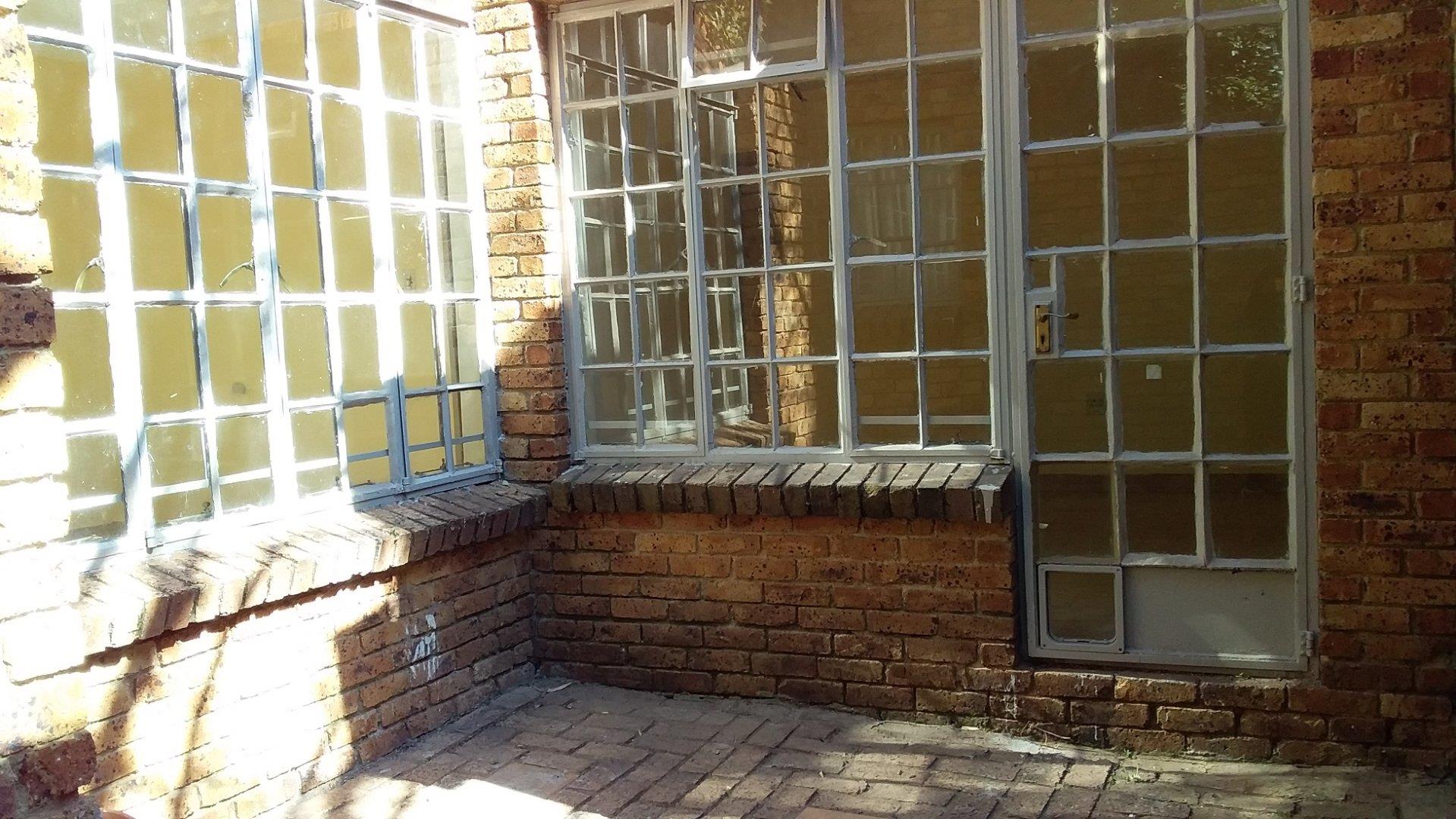 To Let 1 Bedroom Property for Rent in Melrose Gauteng