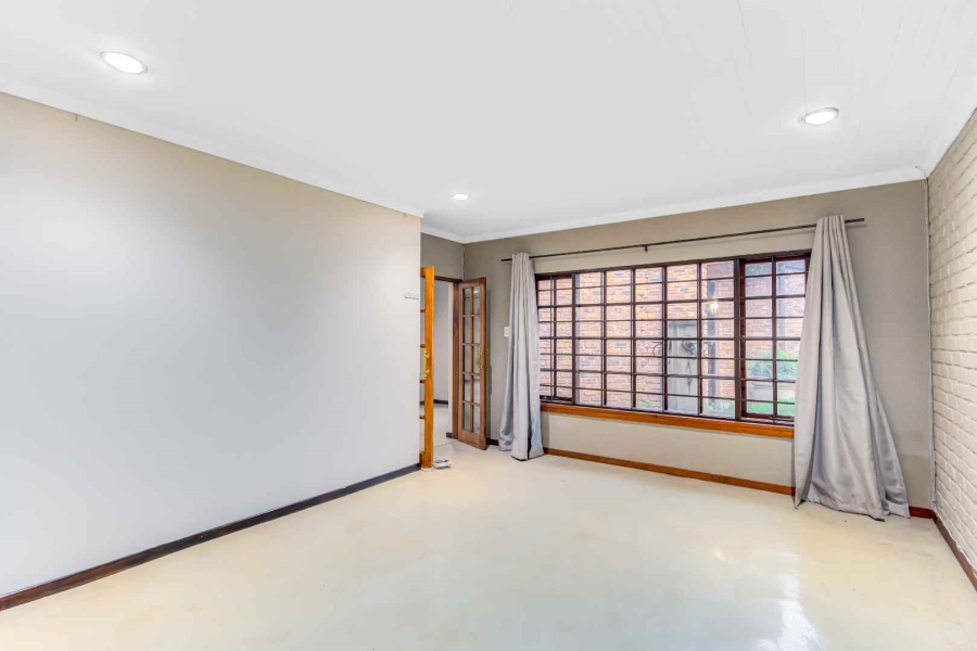 4 Bedroom Property for Sale in Robin Hills Gauteng