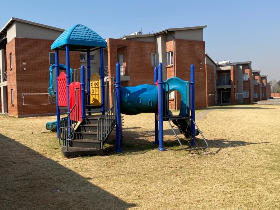 2 Bedroom Property for Sale in Esther Park Gauteng