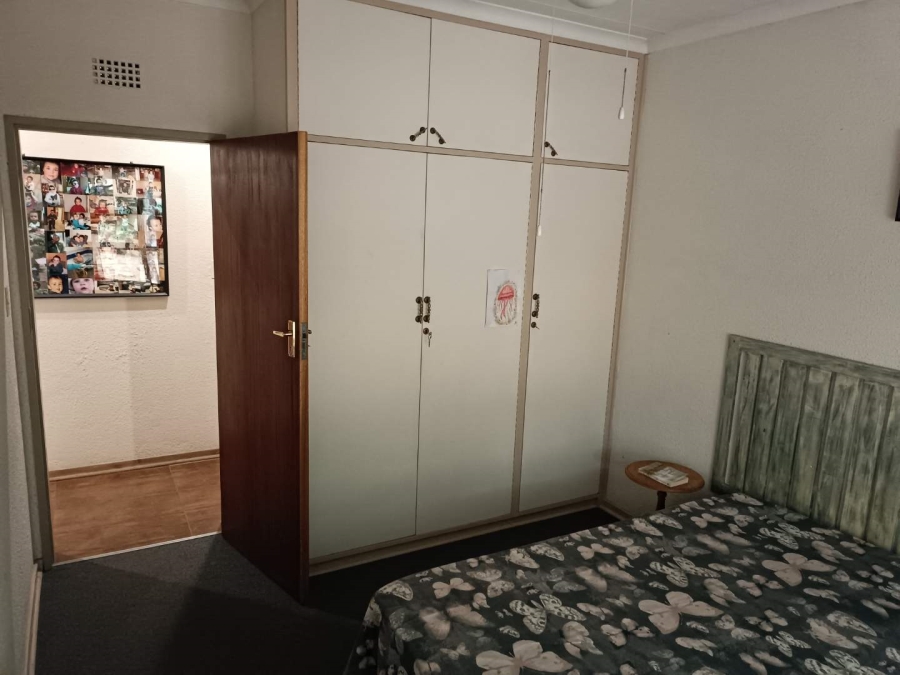 4 Bedroom Property for Sale in Oakdene Ext 2 Gauteng