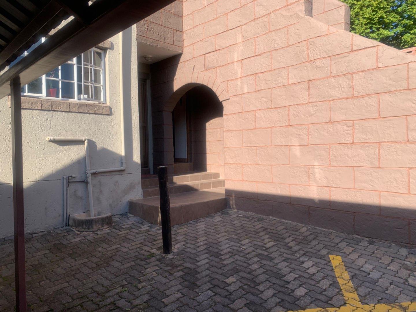 2 Bedroom Property for Sale in Faerie Glen Gauteng