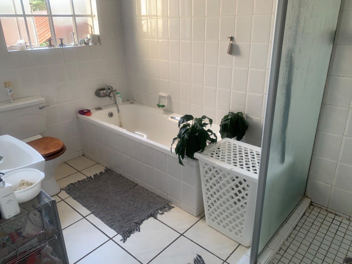 2 Bedroom Property for Sale in Faerie Glen Gauteng