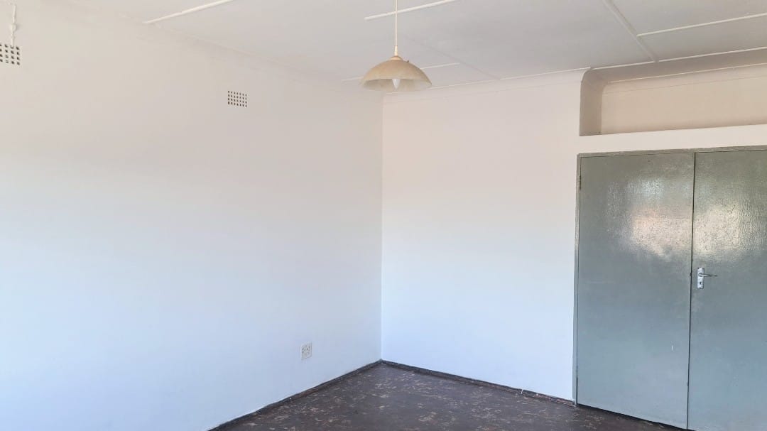 To Let 1 Bedroom Property for Rent in Regents Park Gauteng
