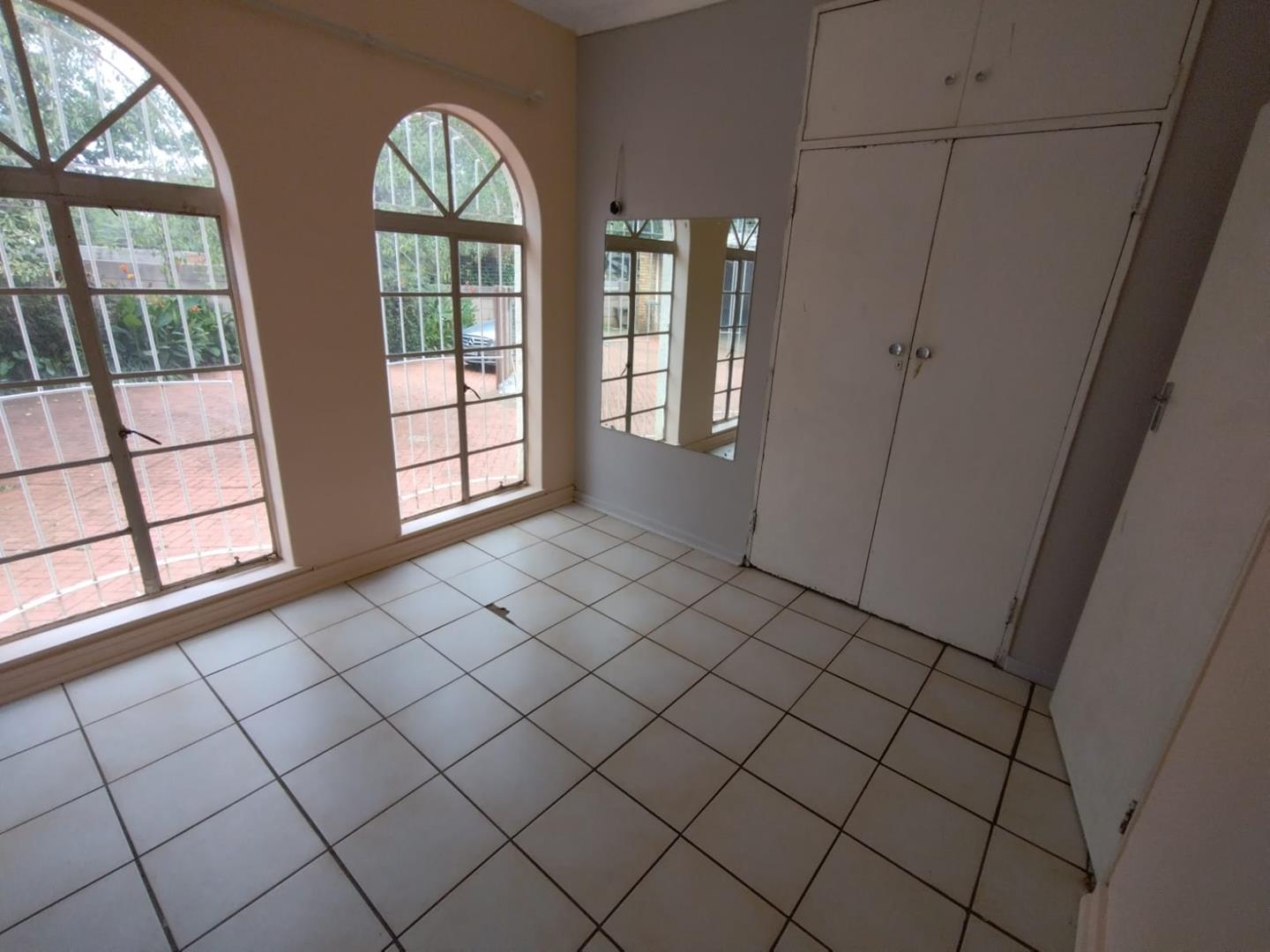 To Let 5 Bedroom Property for Rent in Kliprivier Gauteng