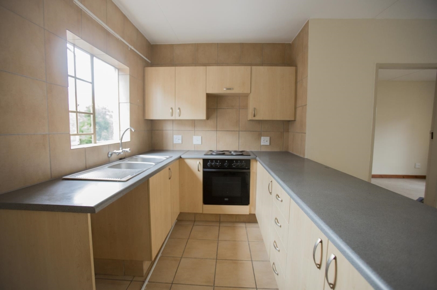 1 Bedroom Property for Sale in Newmark Estate Gauteng