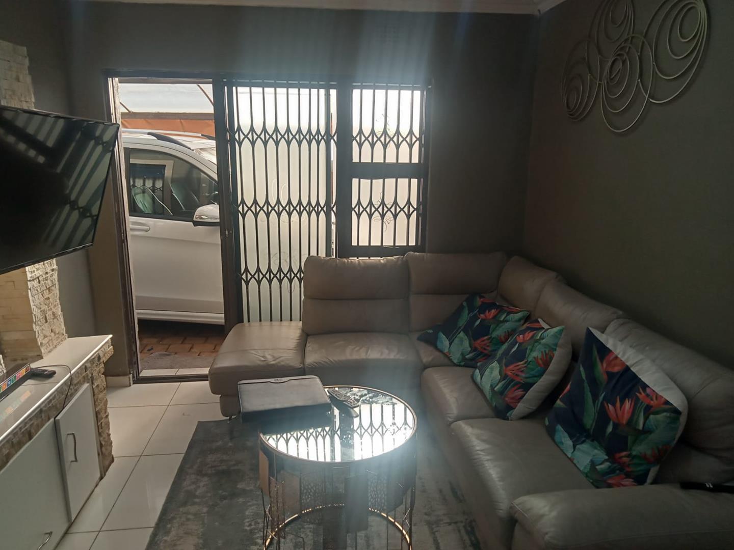 3 Bedroom Property for Sale in Khumalo Gauteng