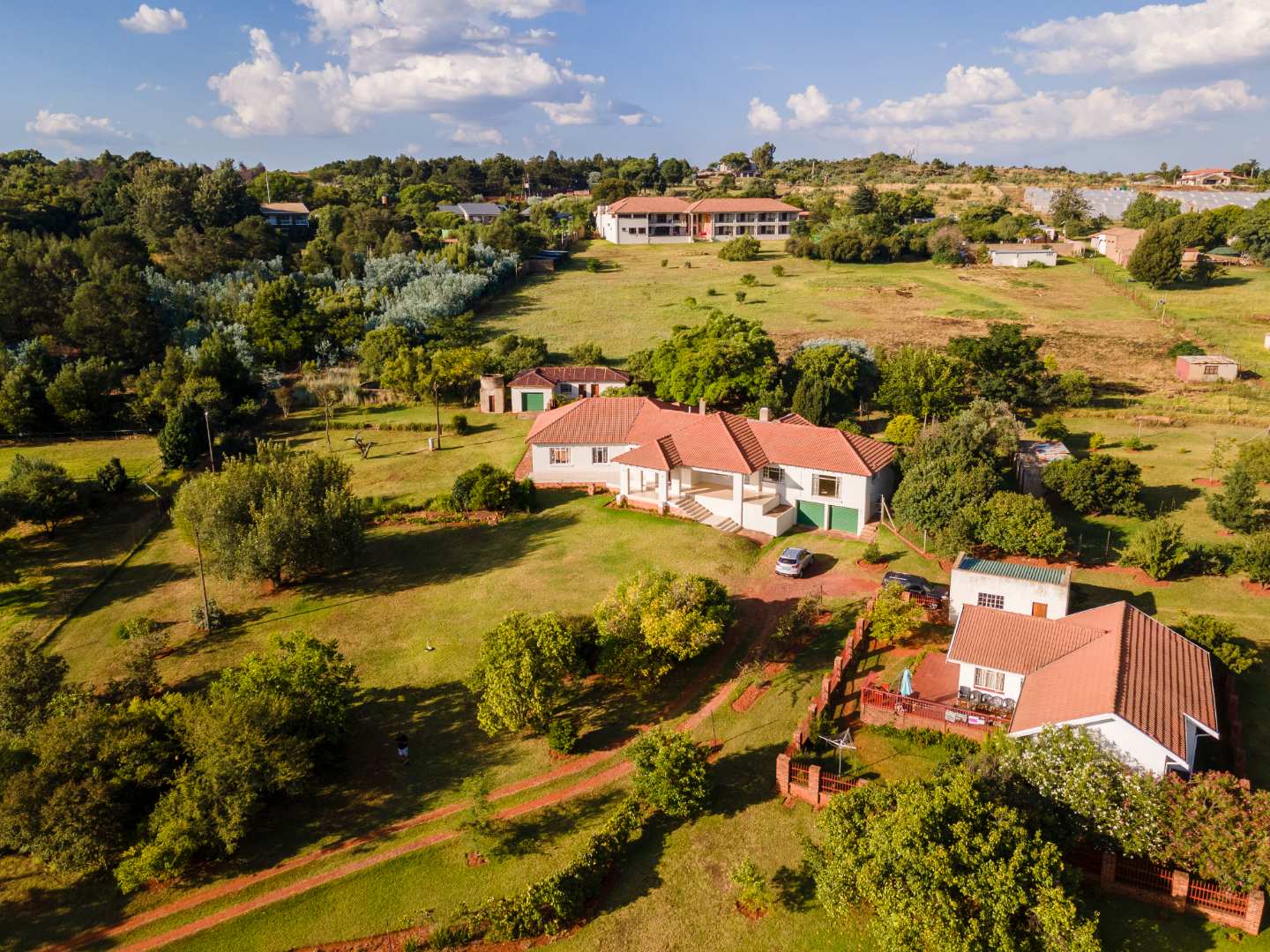 4 Bedroom Property for Sale in Protea Ridge Gauteng