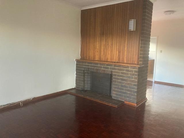 To Let 4 Bedroom Property for Rent in Robertsham Gauteng