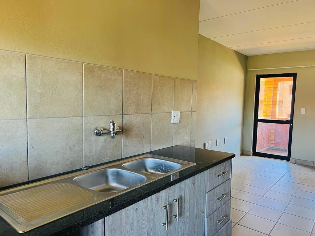 2 Bedroom Property for Sale in Montana Tuine Gauteng