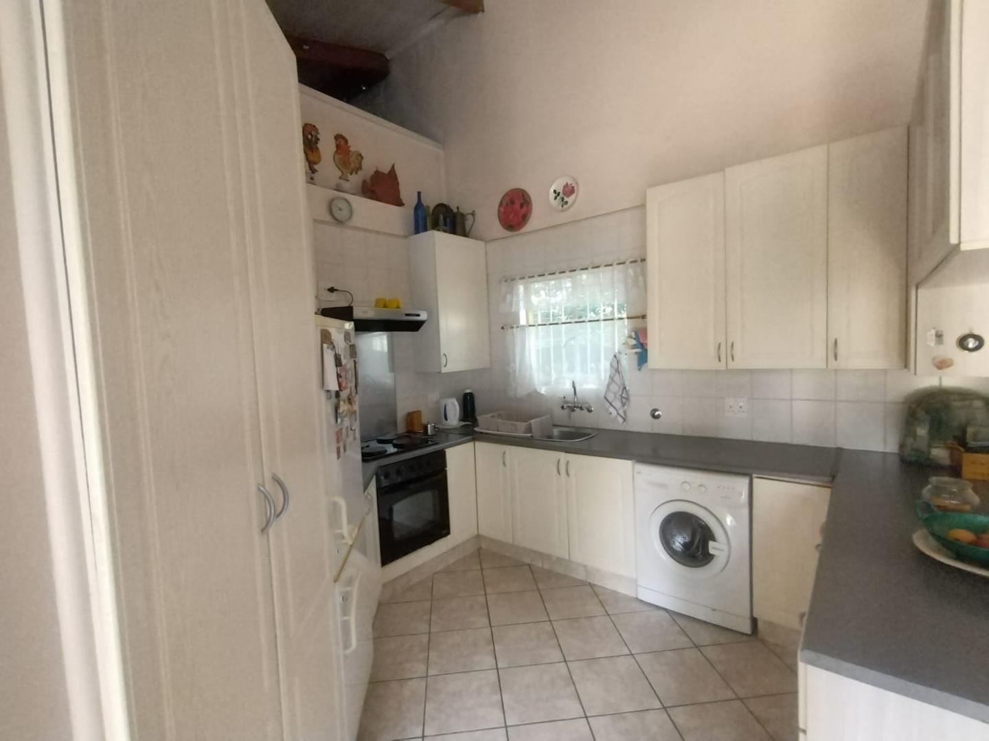 To Let 1 Bedroom Property for Rent in Brackenhurst Gauteng