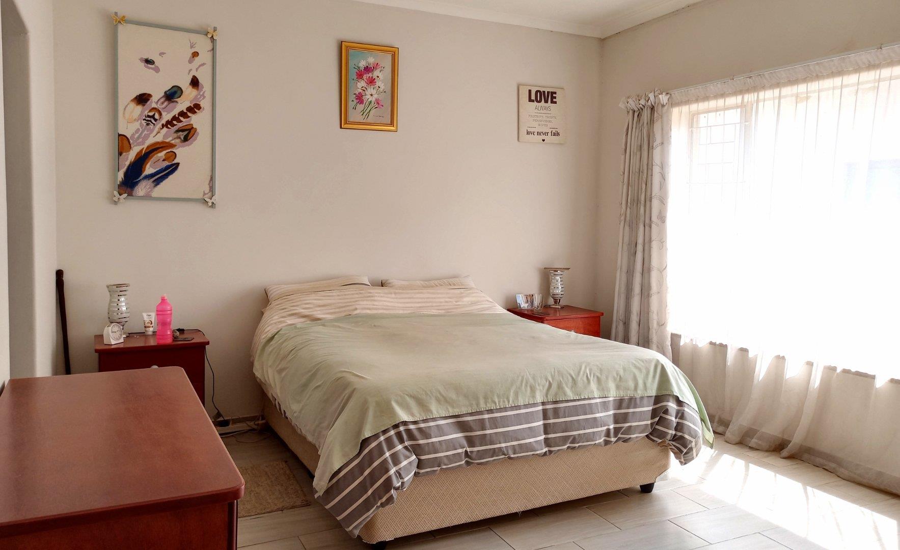 5 Bedroom Property for Sale in Primrose East Gauteng