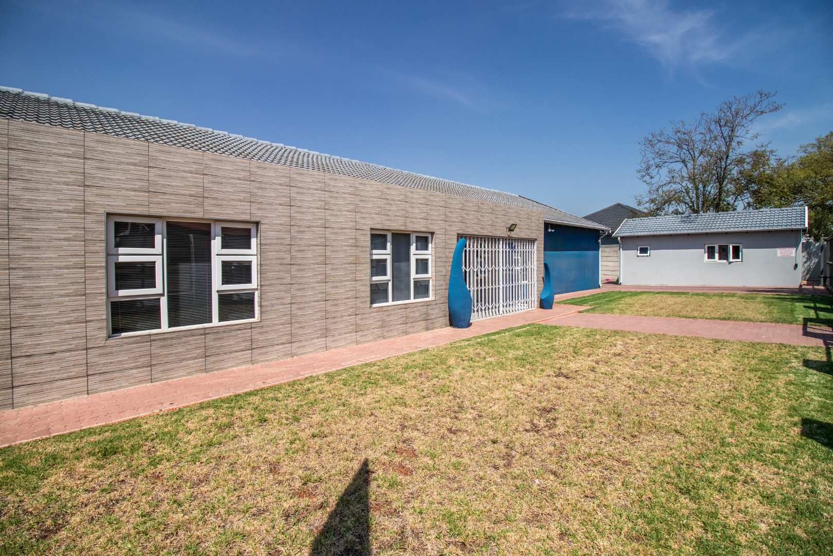 6 Bedroom Property for Sale in Northmead Gauteng