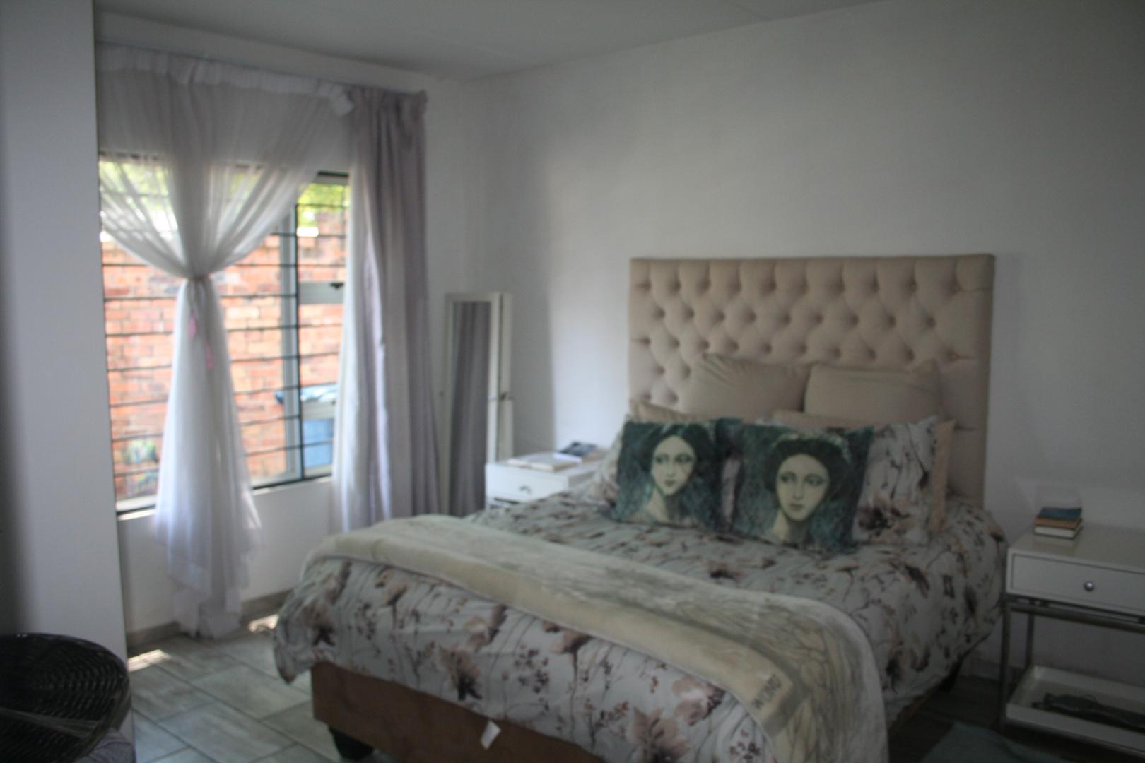 3 Bedroom Property for Sale in Lyndhurst Gauteng