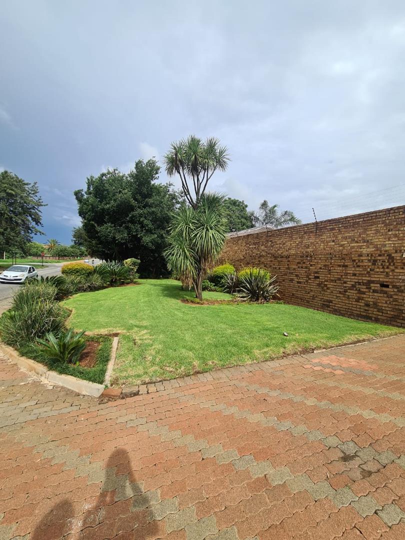 17 Bedroom Property for Sale in Terenure Gauteng