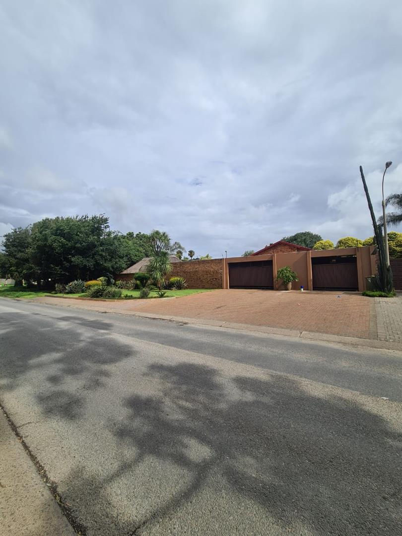 17 Bedroom Property for Sale in Terenure Gauteng