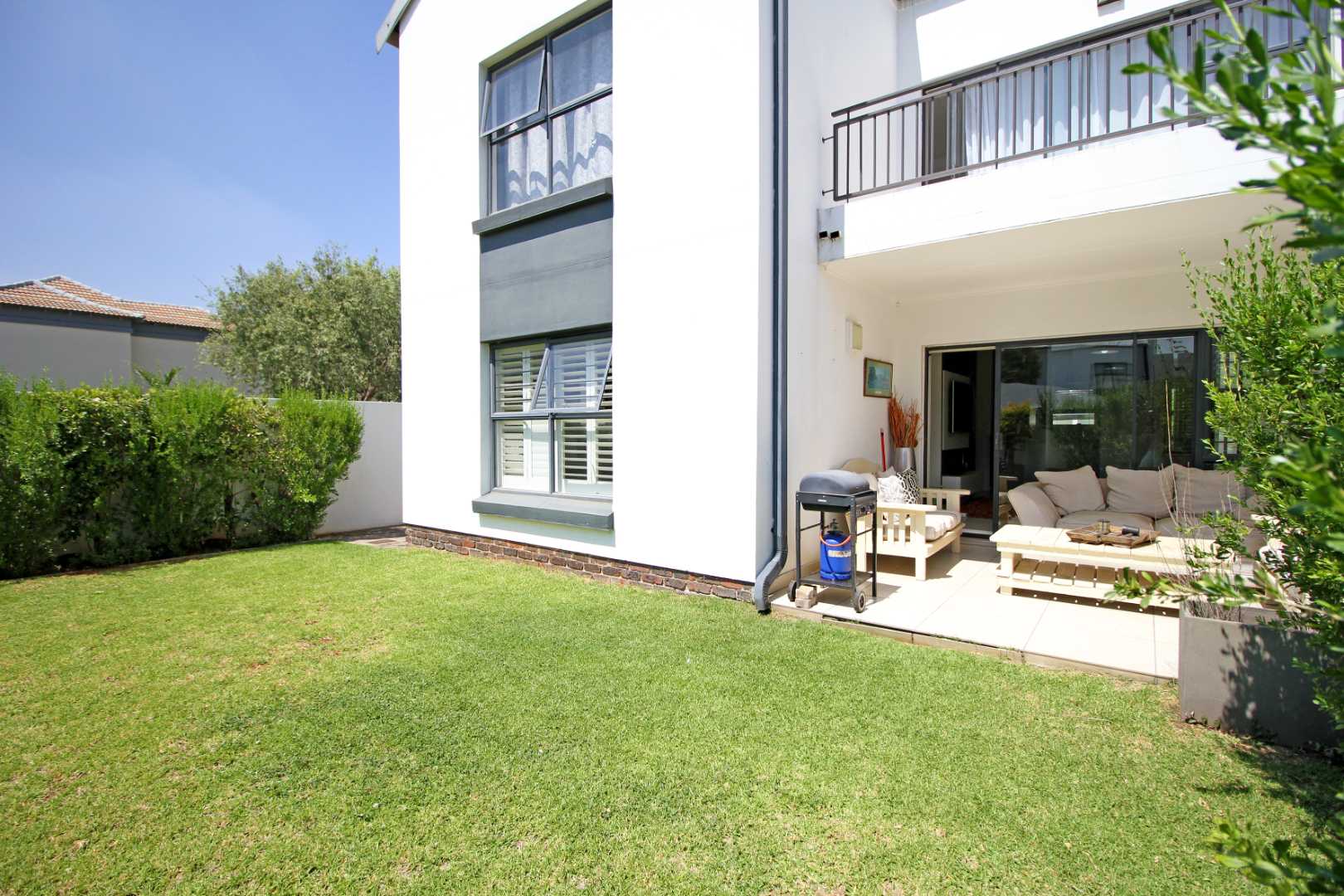 3 Bedroom Property for Sale in Greenstone Ridge Gauteng