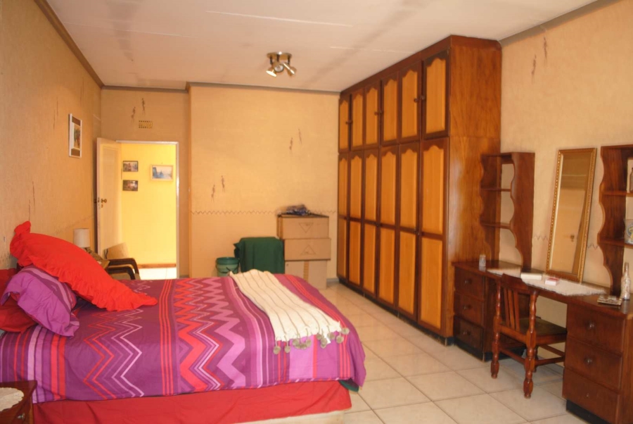 5 Bedroom Property for Sale in Rietfontein A H Gauteng
