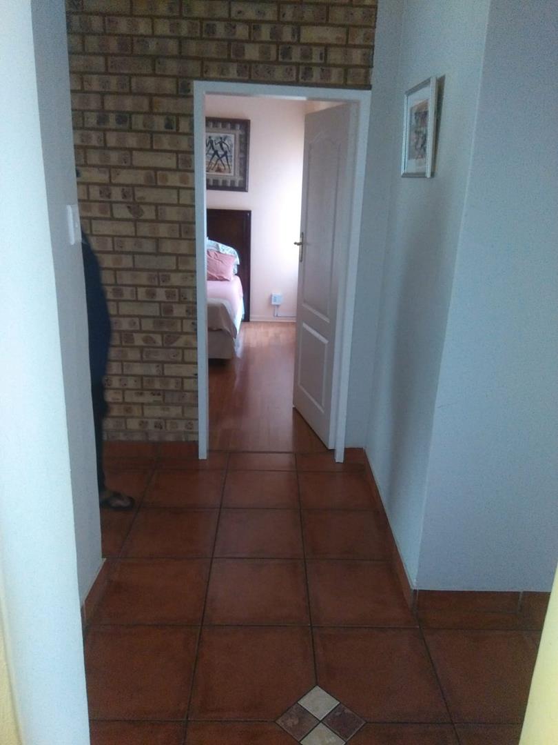5 Bedroom Property for Sale in Eersterust Gauteng