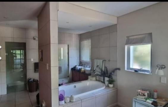 To Let 2 Bedroom Property for Rent in Oaklands Gauteng