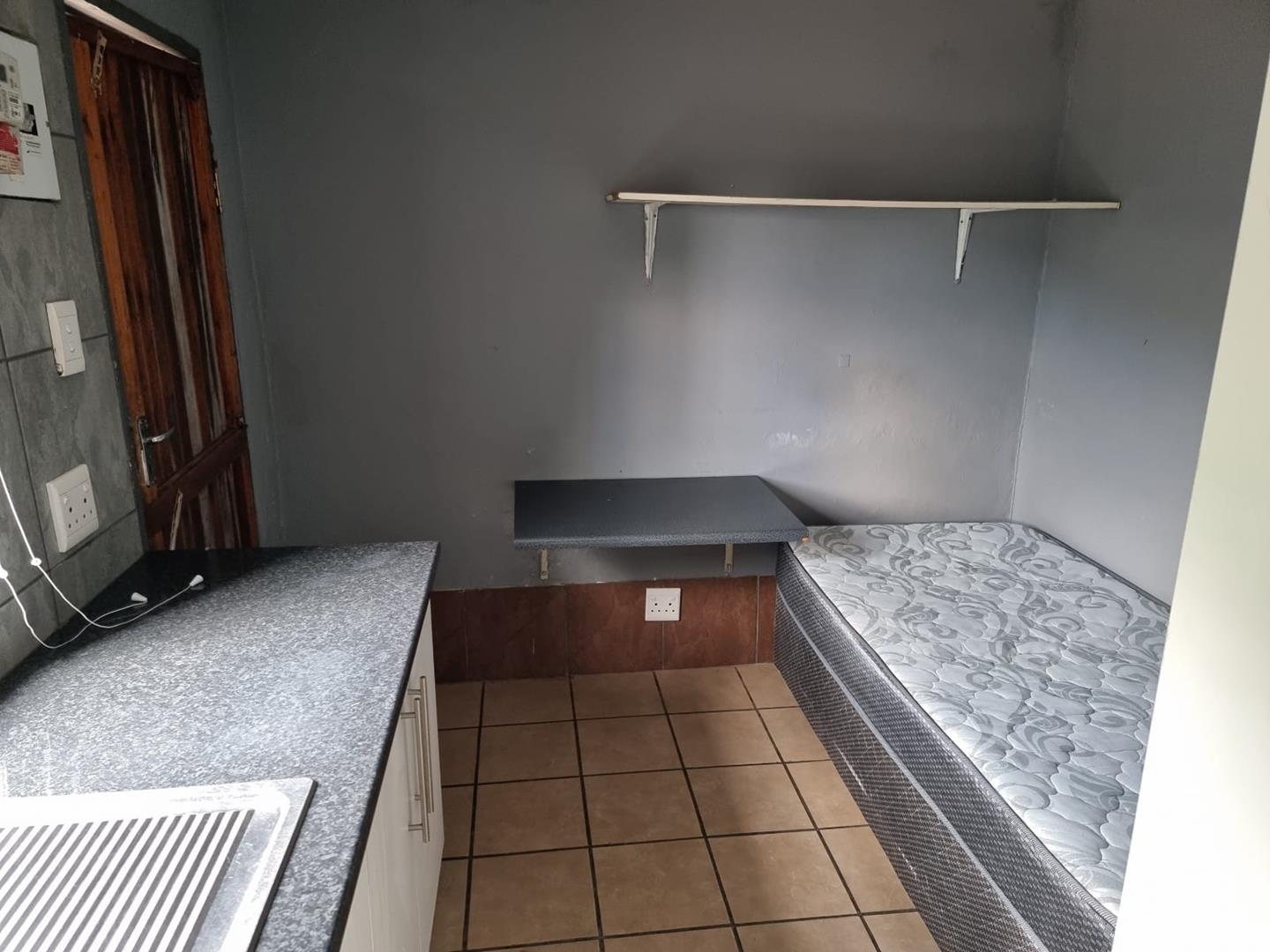 5 Bedroom Property for Sale in Brixton Gauteng