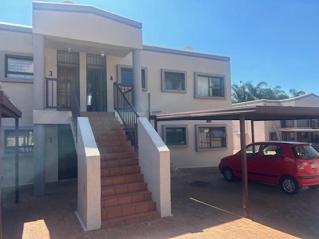 To Let 2 Bedroom Property for Rent in Little Falls Gauteng