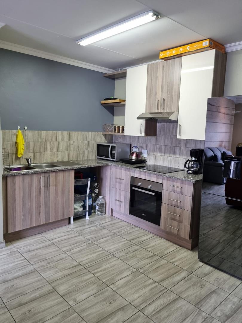 2 Bedroom Property for Sale in Noordwyk Gauteng