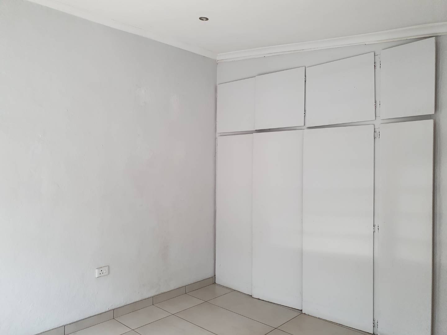 4 Bedroom Property for Sale in Robertsham Gauteng