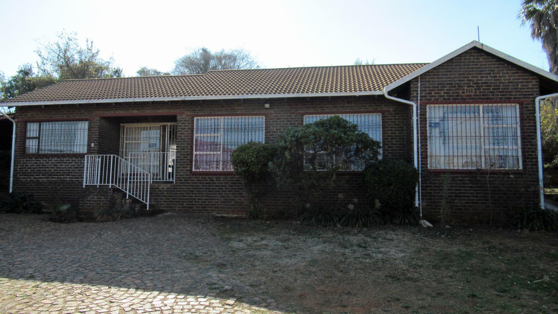 4 Bedroom Property for Sale in Naturena Gauteng