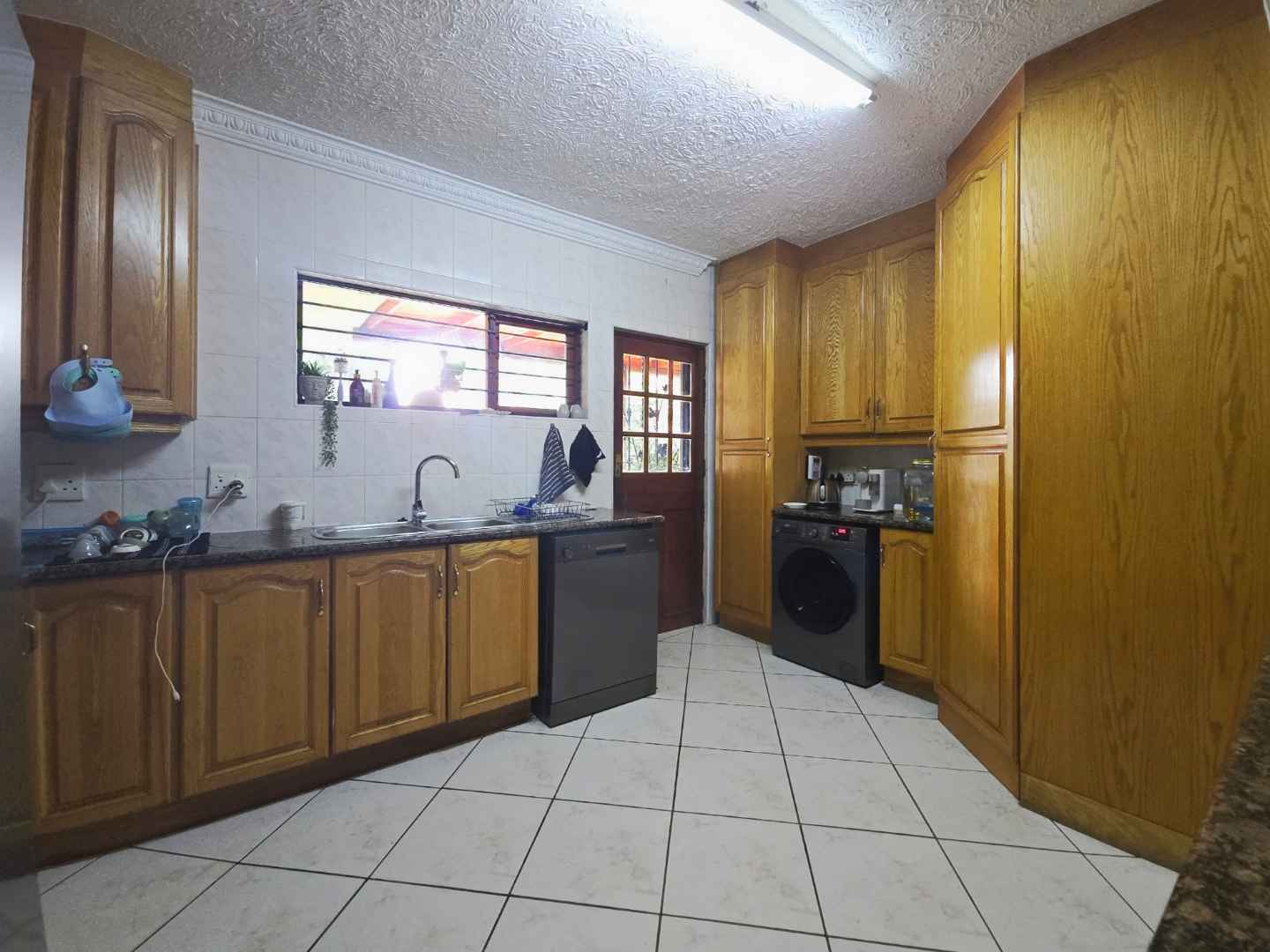 To Let 4 Bedroom Property for Rent in Morning Hill Gauteng